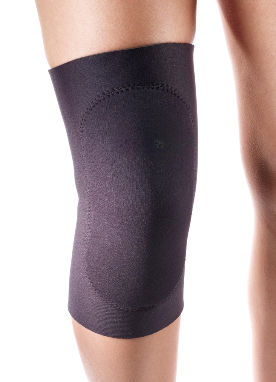 CF-Knee-Sleeve-with-Anterior-Pad-carolinabrace